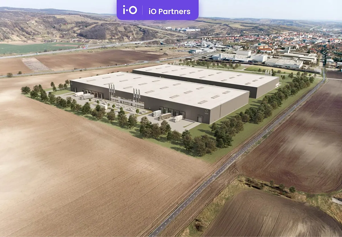 Pronájem skladového prostoru 23000 m²